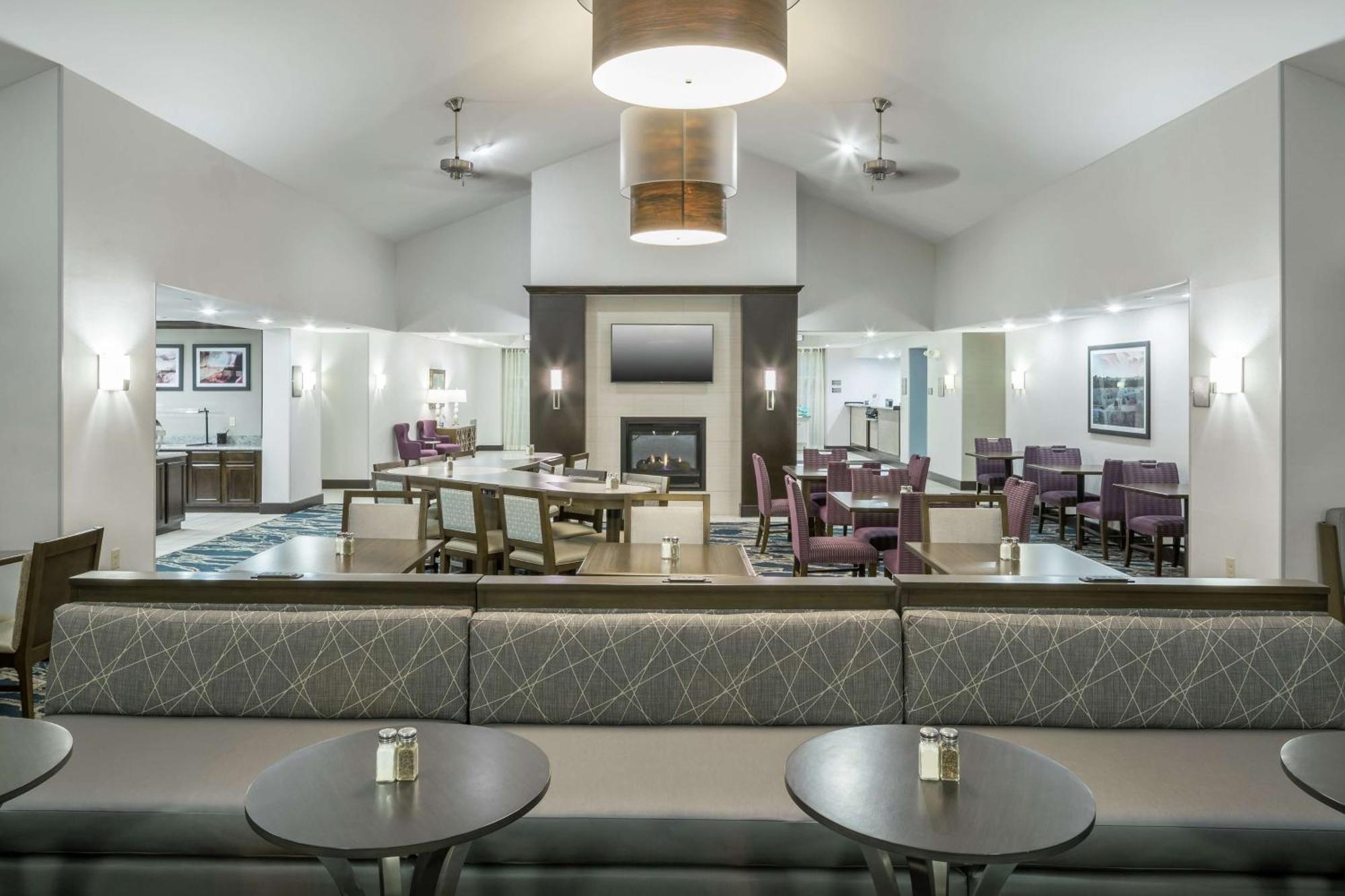 Homewood Suites By Hilton Cedar Rapids-North Esterno foto