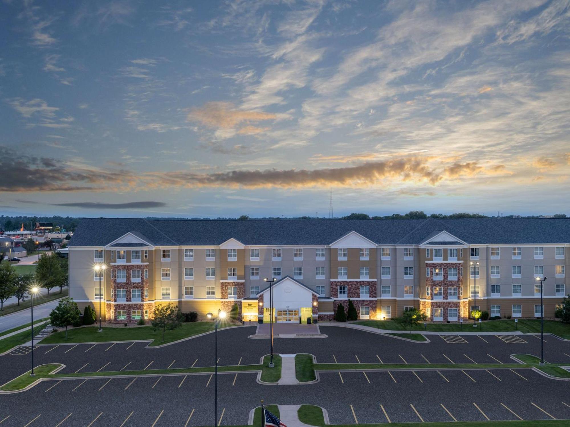 Homewood Suites By Hilton Cedar Rapids-North Esterno foto